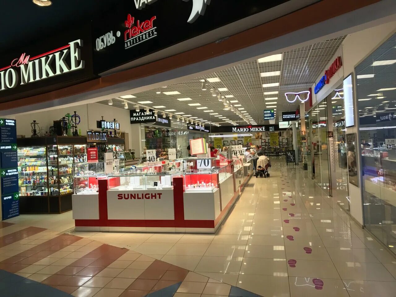 торговый центр лига в химках. магазин косметики тц лига химки. химки ленинградское шоссе вл 5 тц лига. химки ленинградское шоссе вл 5. московская область химки ленинградское шоссе вл5 мвидео.