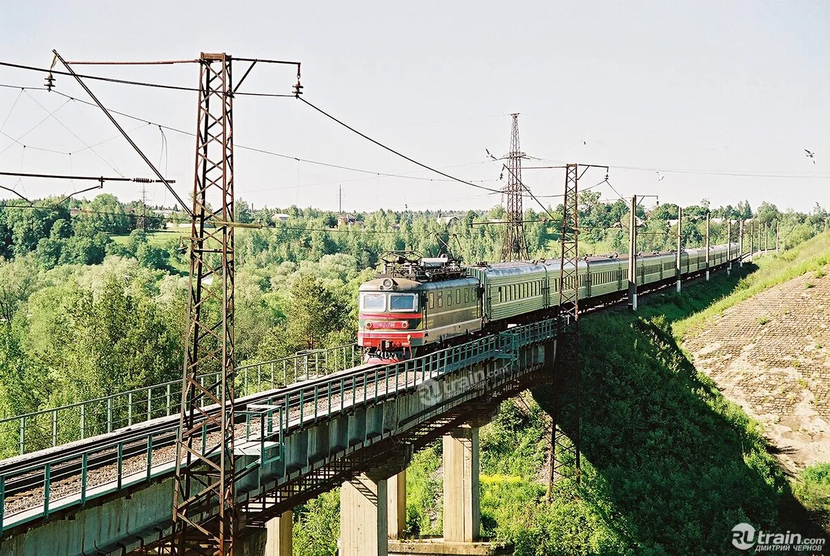 Расписание поездов до анапы. Движение поездов новороссийск. Расписание поездов новороссийск. Жд вокзал новороссийск. Ж/д маршрут москва новороссийск.