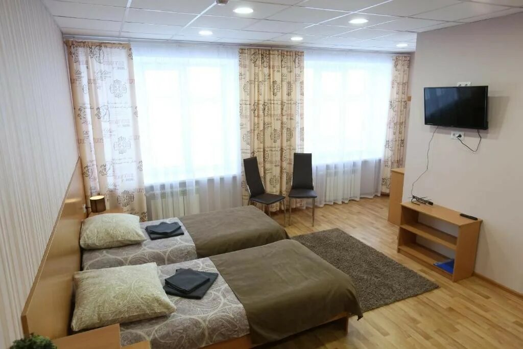 28 невельская дивизия котлас. Город котлас гостиница сапфир. Гостиница на набережной котлас. Котлас отель. Котлас набережная.