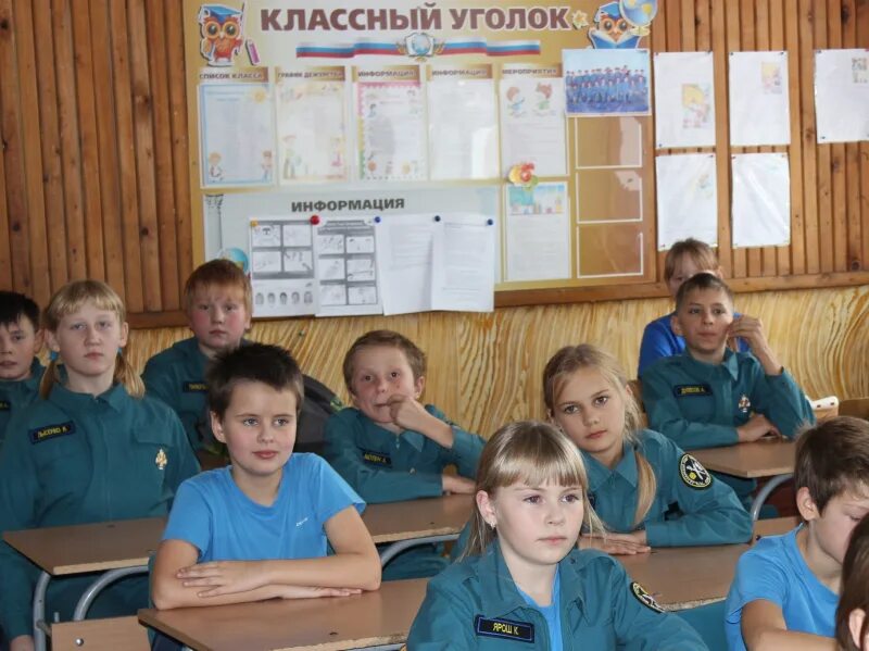 Класс усть школа. Кадетский класс в школе усть абакан. усть-абакан школа 1. абакан кадетские классы. усть абакан первая школа.