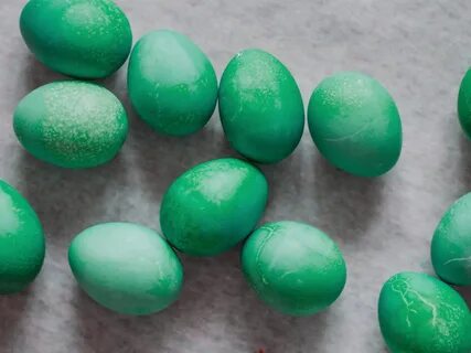 Green Homemade Egg Dye Making Easter Eggs, Easter Egg Dye, Co...