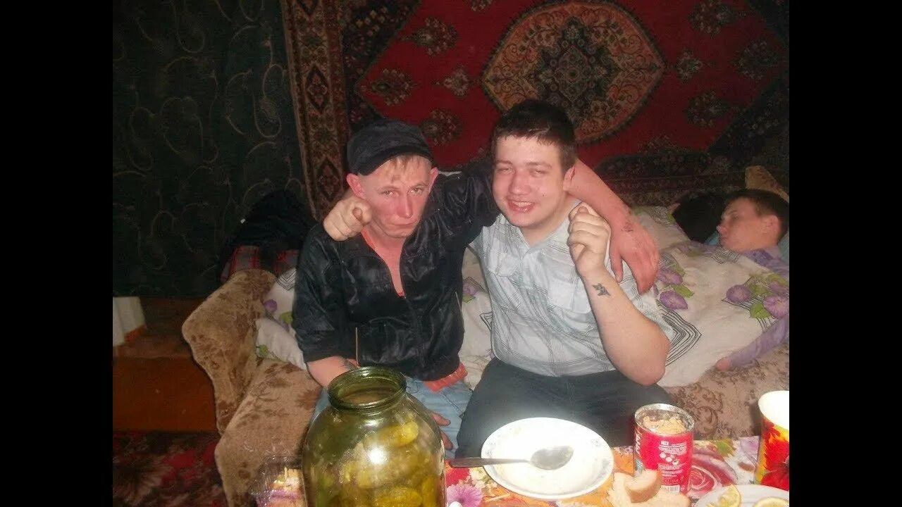 Чудики из социальных. Ужасы и чудики из соцсетей. ужасы из социальных сетей. застолье чудики из социальных сетей. лютый ужас из социальных сетей.