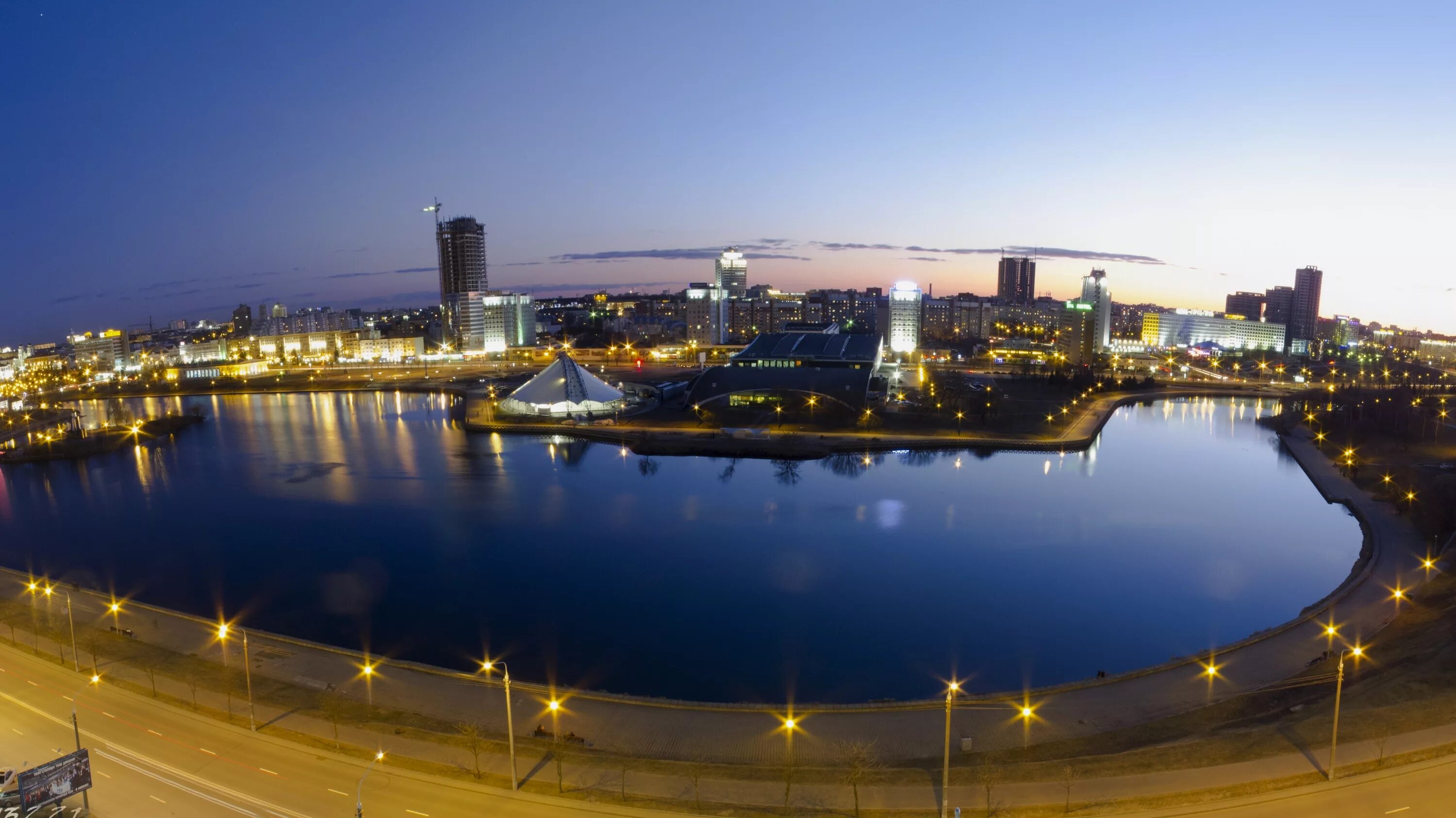 Минск это город столица беларуси. Минск центр города. Белоруссия минск. Национальная библиотека беларуси достопримечательности минска. Места в минске.