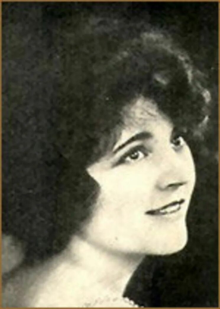 Клэр адамс. Клер адамс. клер адамс claire adams. claire adams актриса.