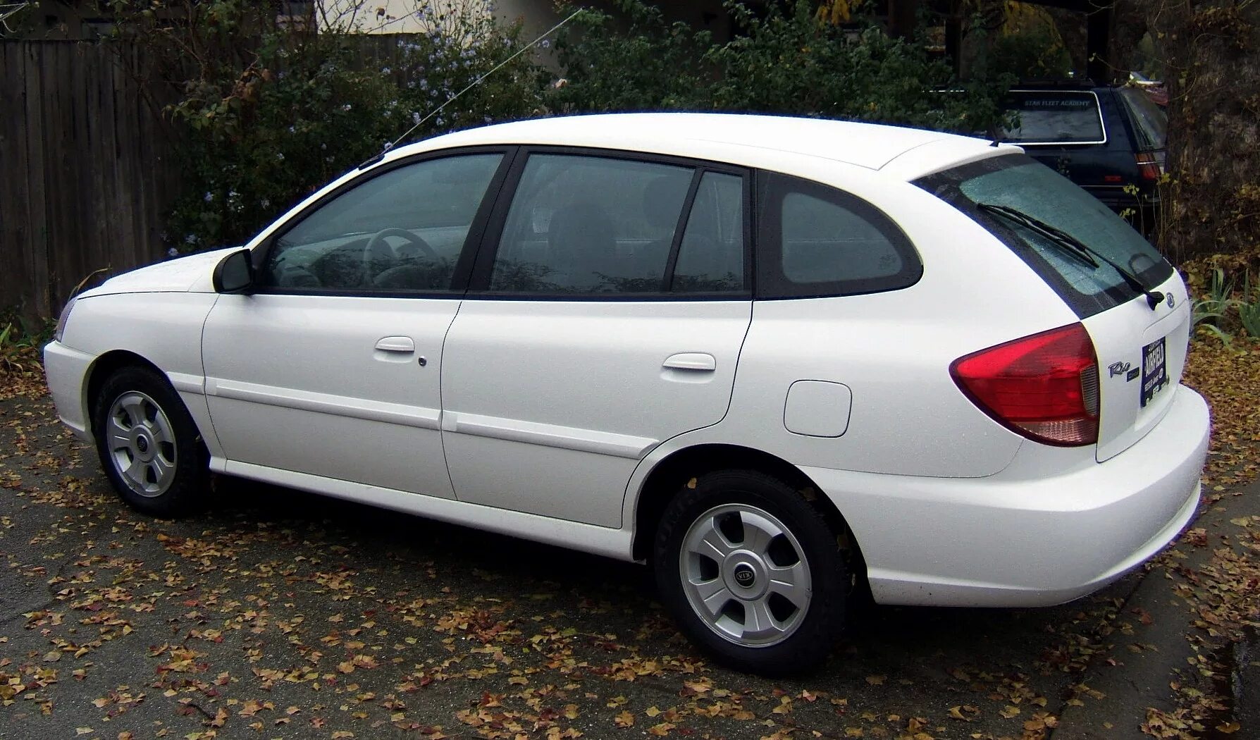 Киа Рио 2005 универсал. Kia Rio 2005 универсал. Киа Рио 2005 года универсал. Киа Рио 2 универсал 2005. Киа универсал 2003