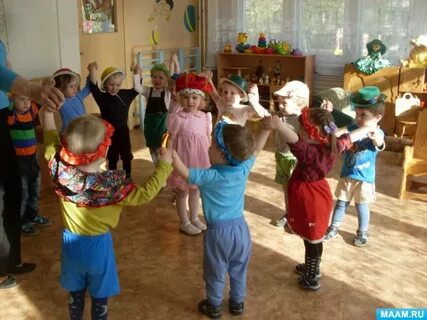 Хороводная игра в ясельной группе