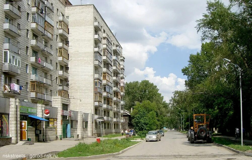 Новосибирск ул серафимовича. Улица Серафимовича Новосибирск. Серафимовича 14 Новосибирск. Город Новосибирск улица Серафимовича 14. Ул Серафимовича 1 Новосибирск.