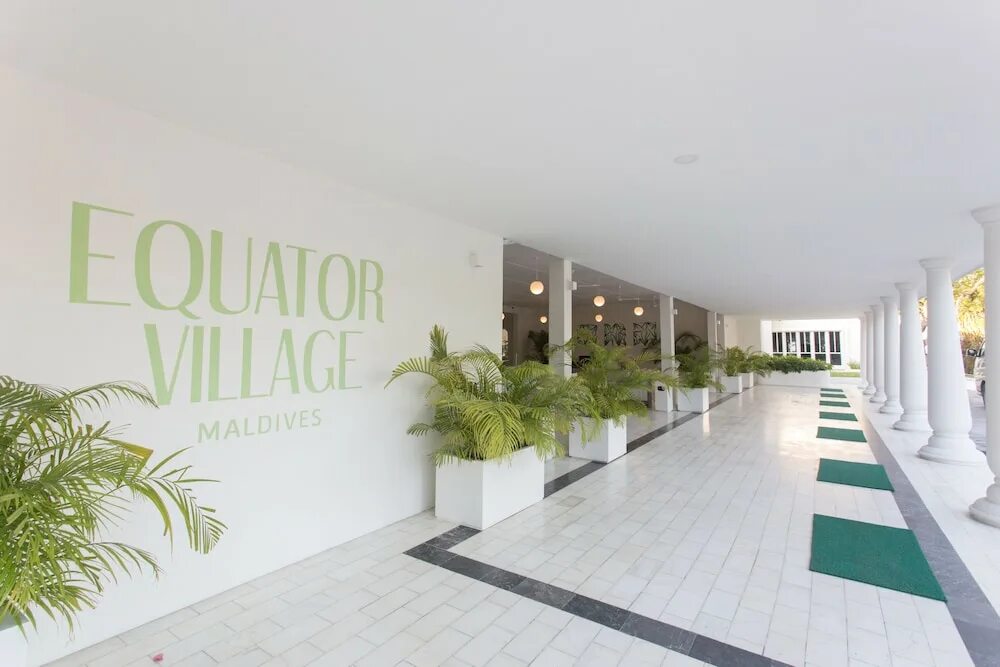 Отель Equator Village Maldives. Equator Village 3 Мальдивы. Equator Village 3* (Адду Атолл). Equator Village gan 3 Ган. Equator village 3