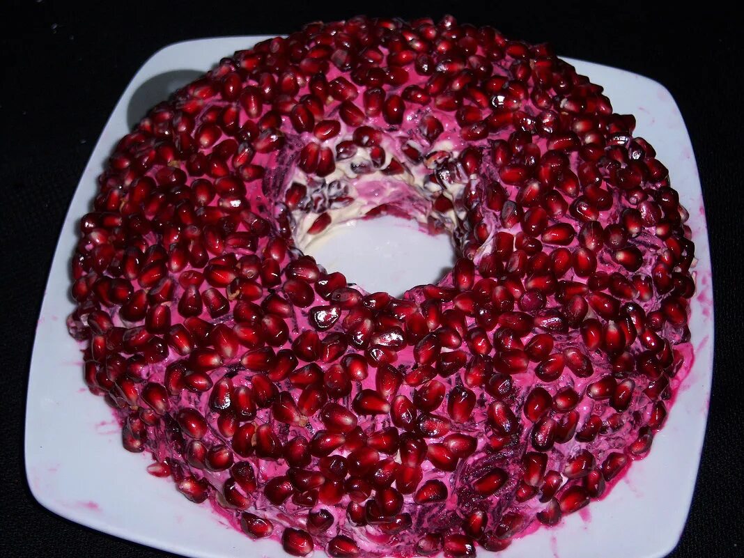 Детали гранатовый браслет. Портрет веры николаевны гранатовый браслет. Гранатовый браслет произведение. Куприн гранатовый браслет презентация. Гранатовый браслет а5042.