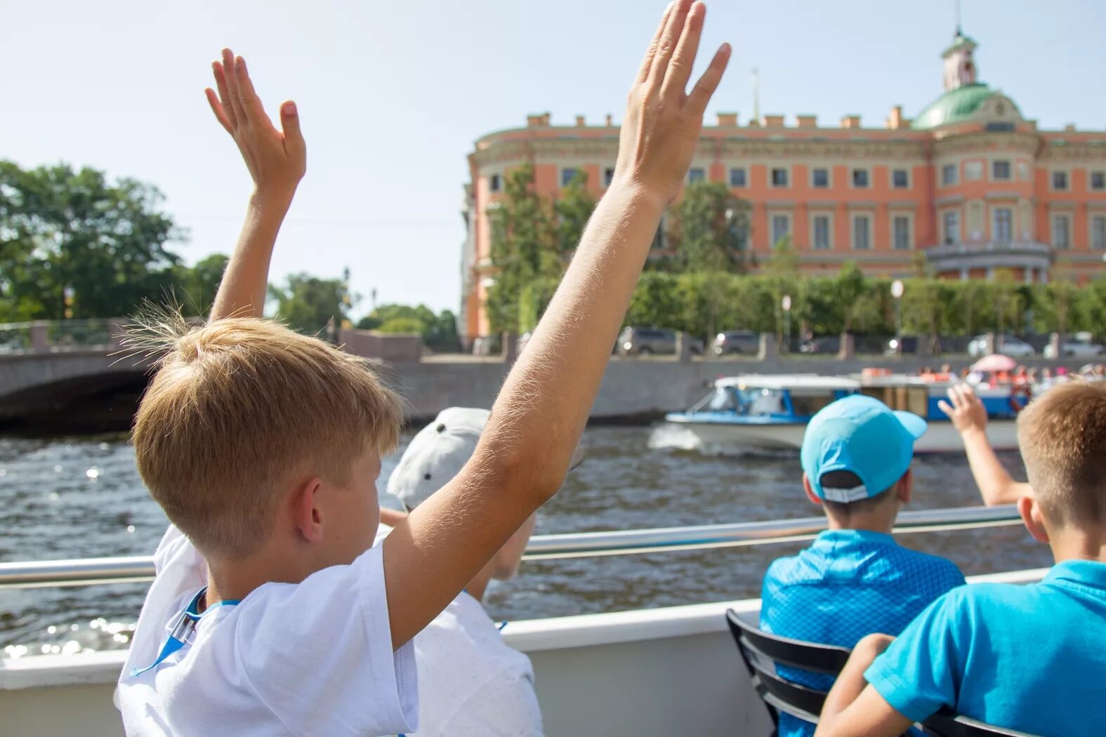 Санкт-Петербург для детей. Петербургские дети. Экскурсии для детей в Санкт-Петербурге. Программа для детей спб