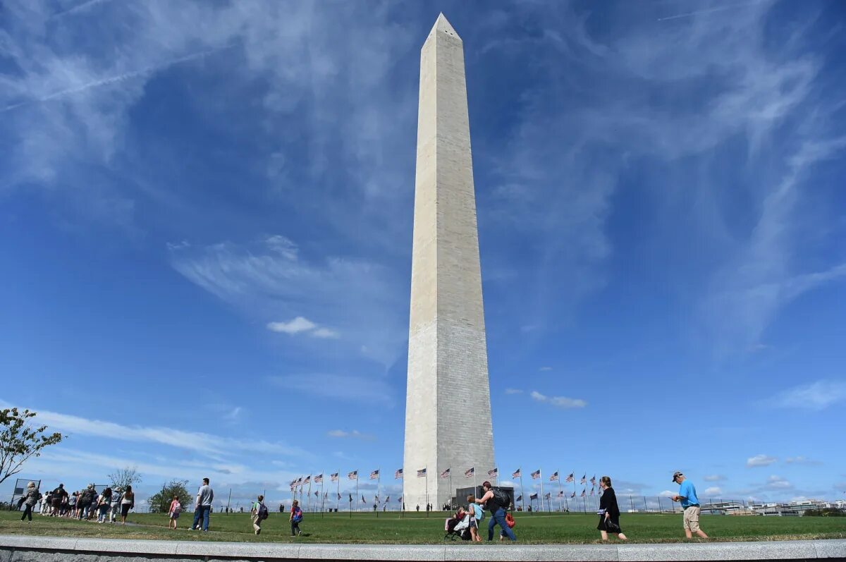 Высота 169. Обелиск в Вашингтоне. Монумент Вашингтона Северная Америка. Обелиск США Вашингтон. Обелиск Джорджу Вашингтону.