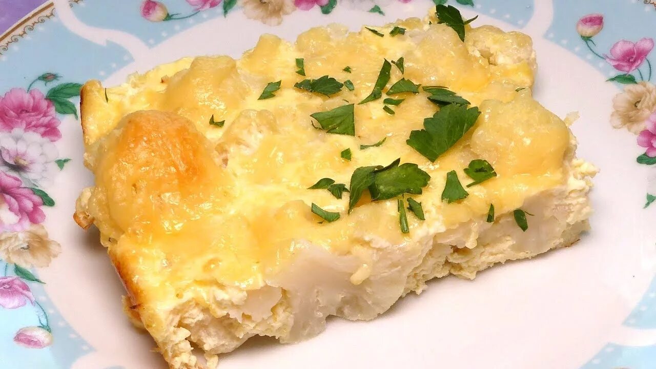 Цветная капуста под сырной корочкой. Запеканка с цветной капустой. Запеканка под сырной корочкой. Капустная запеканка под сырной корочкой.