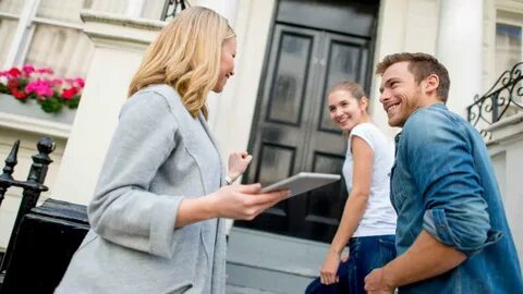 Продавец квартиры при продаже получает