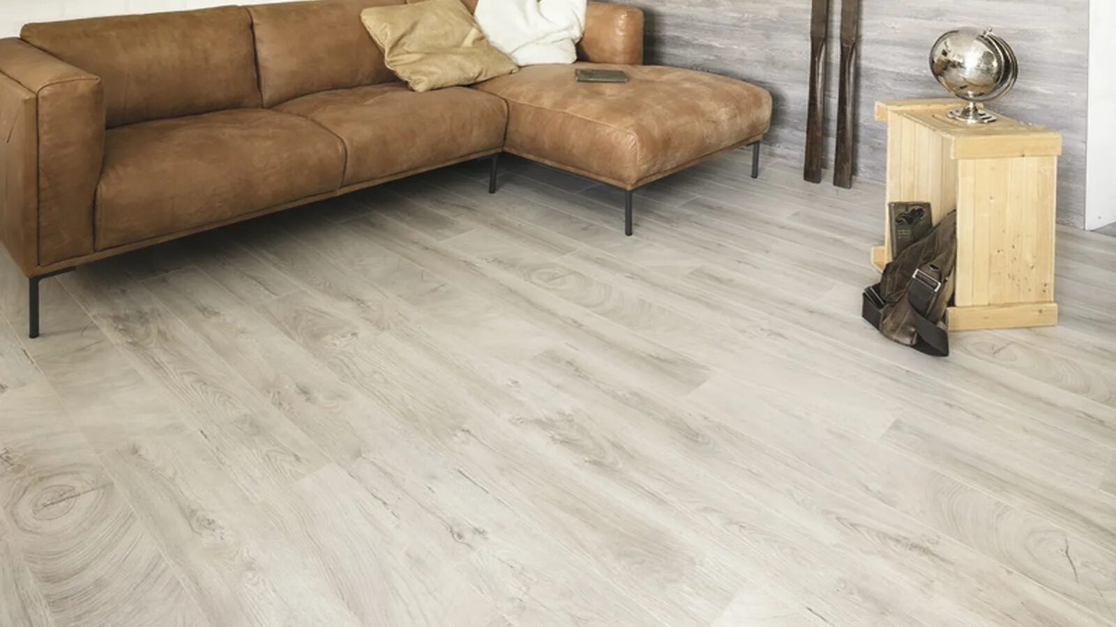 Дуб сайма. Ламинат дуб гарда quick step. Кварцвиниловая плитка decoria mild tile jw 101. Гринлайн паркетная доска. Ламинат дуб пиренеи.