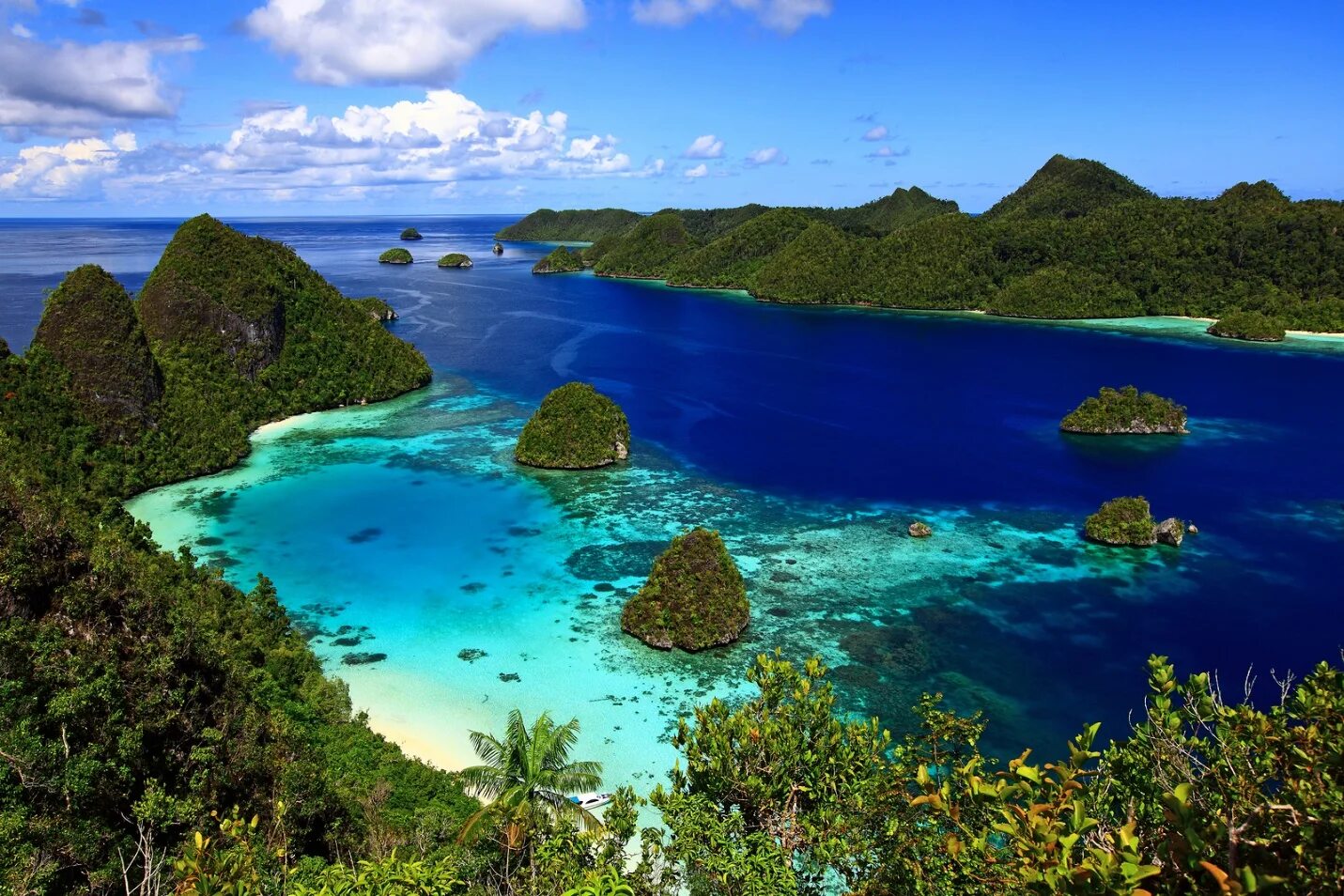 Меланезия Австралия. Океания Меланезия острова. Коралловые рифы острова Раджа-Ампат. Океания Микронезия.