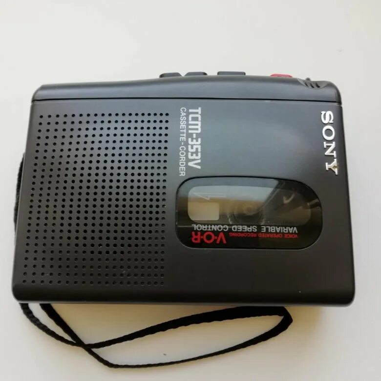 Китайский кассетный плеер с динамиком из 90х. Красный кассетный плеер stereo. Кассетный плеер sony walkman stereo. Китайские плееры 90-х. Кассетный плеер 90е.