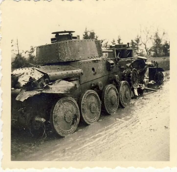 Чудо под москвой алексей исаев книга. Оборона канала имени москвы 1941. Ильинский рубеж в октябре 1941 года. Битва в подмосковье 1941-1942. Танк т-34 битва под москвой.