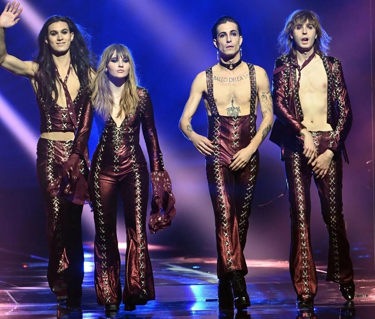 Манешкин группа. Maneskin группа 2025. манескин группа евровидение 2025. maneskin группа италия. итальянская группа евровидение maneskin.