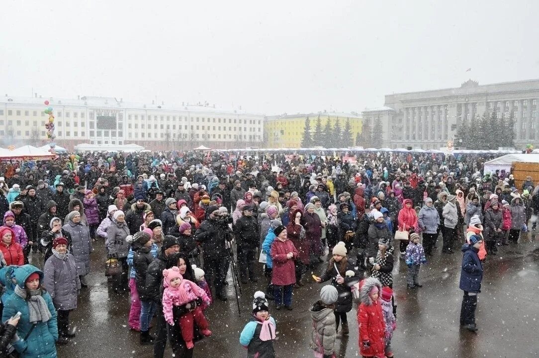 Киров (кировская область). Население города кирова. Город киров кировская область численность населения. Город киров население 2021. Киров.