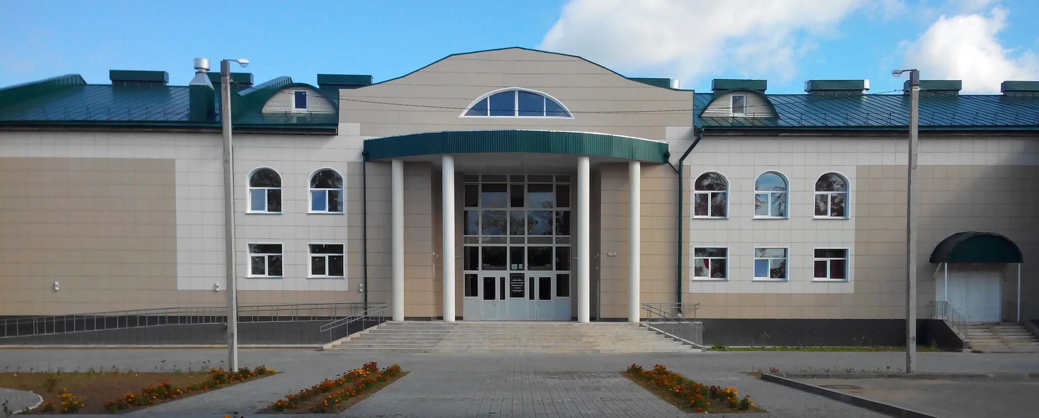 поселок кильмезь кировской области. дворец культуры металлург омутнинск. п. дом культуры яранск карла маркса. кировская область учреждения культуры.