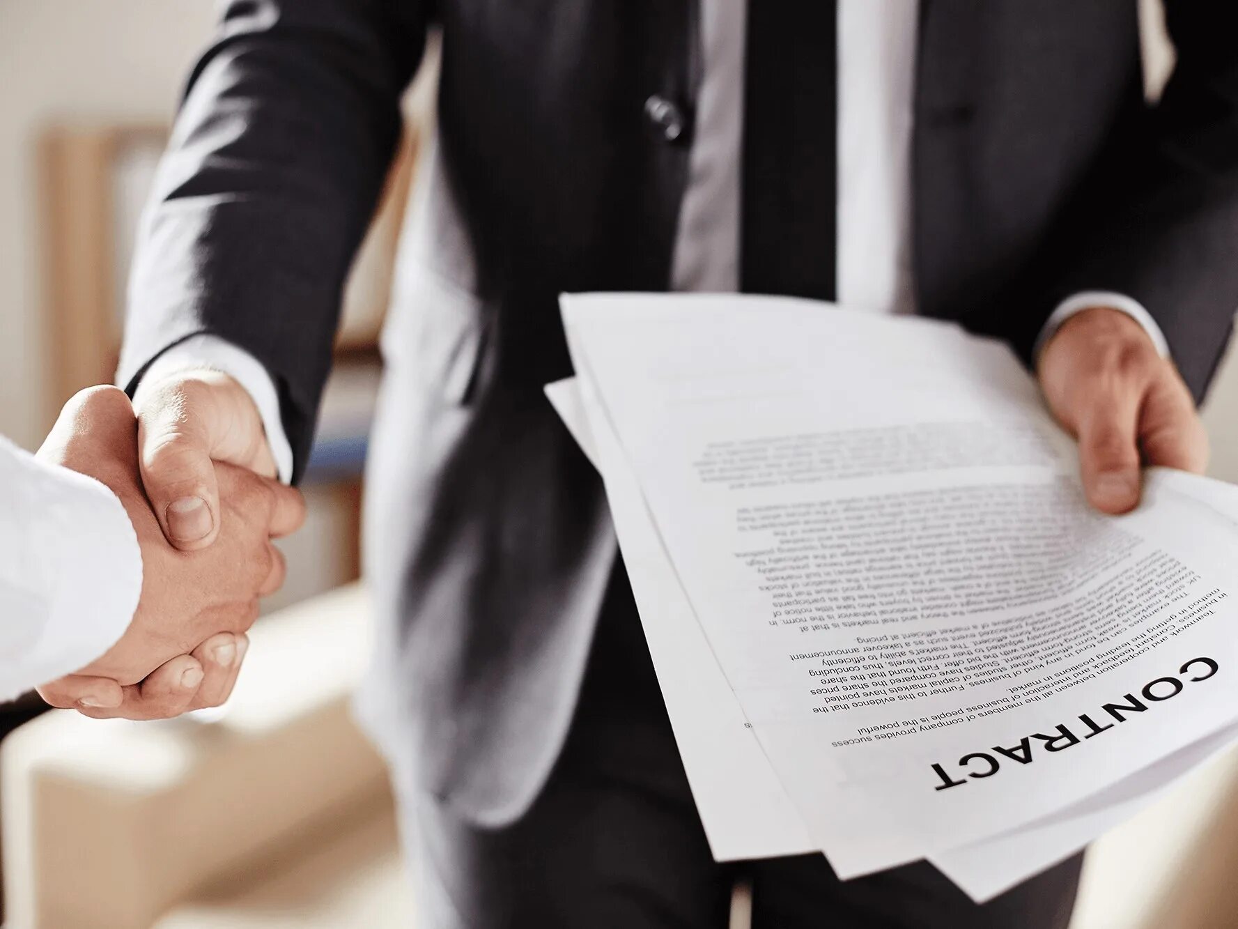 Сопровождение сделки. Рукопожатие сделка. Заключение договора. Рукопожатие сделка. Подписание соглашения о сотрудничестве.