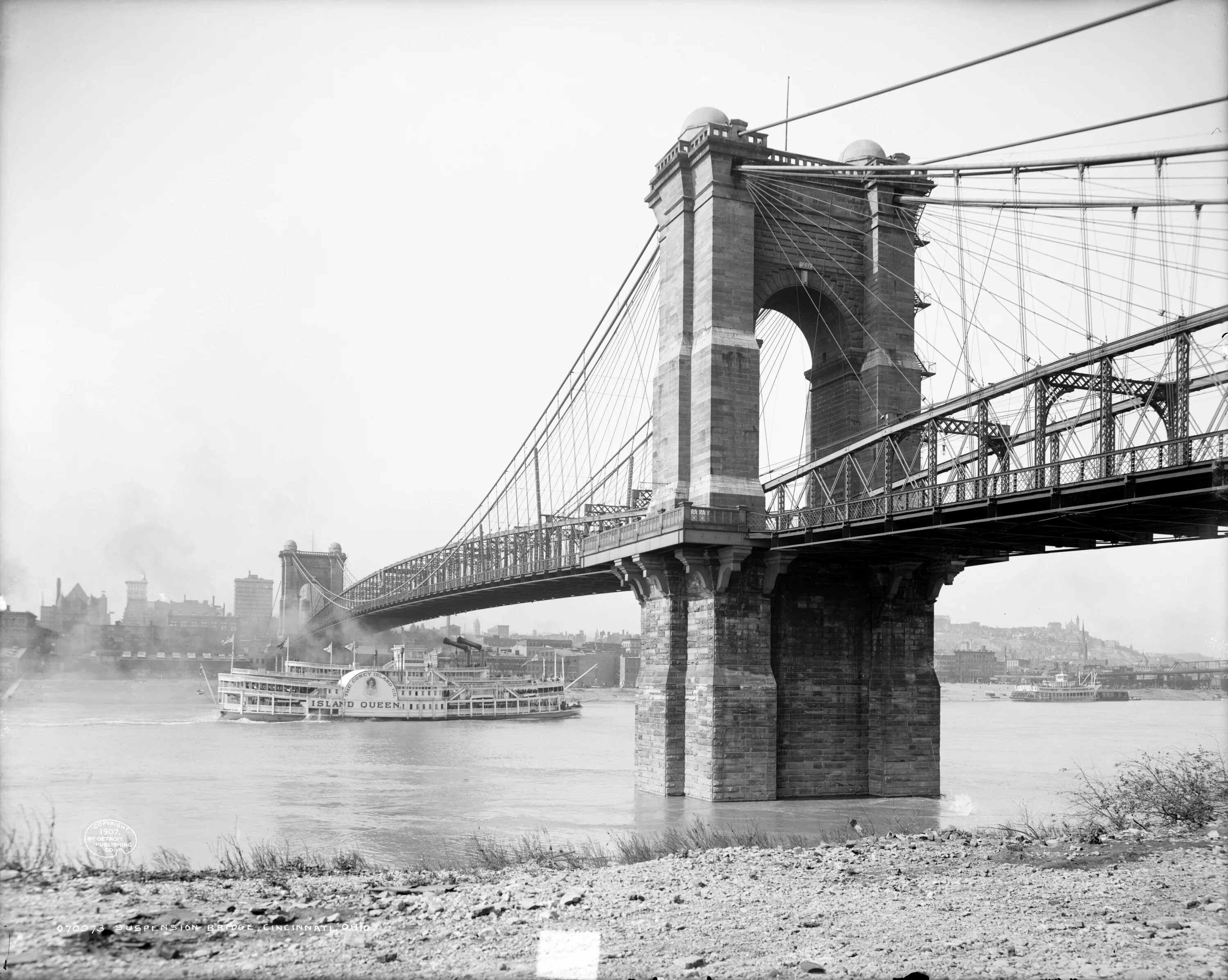 They the new bridge. Джон Роблинг Бруклинский мост. John a Roebling Suspension Bridge Цинциннати. Иоганн Реблинг Бруклинский мост. Бруклинский мост Архитектор.