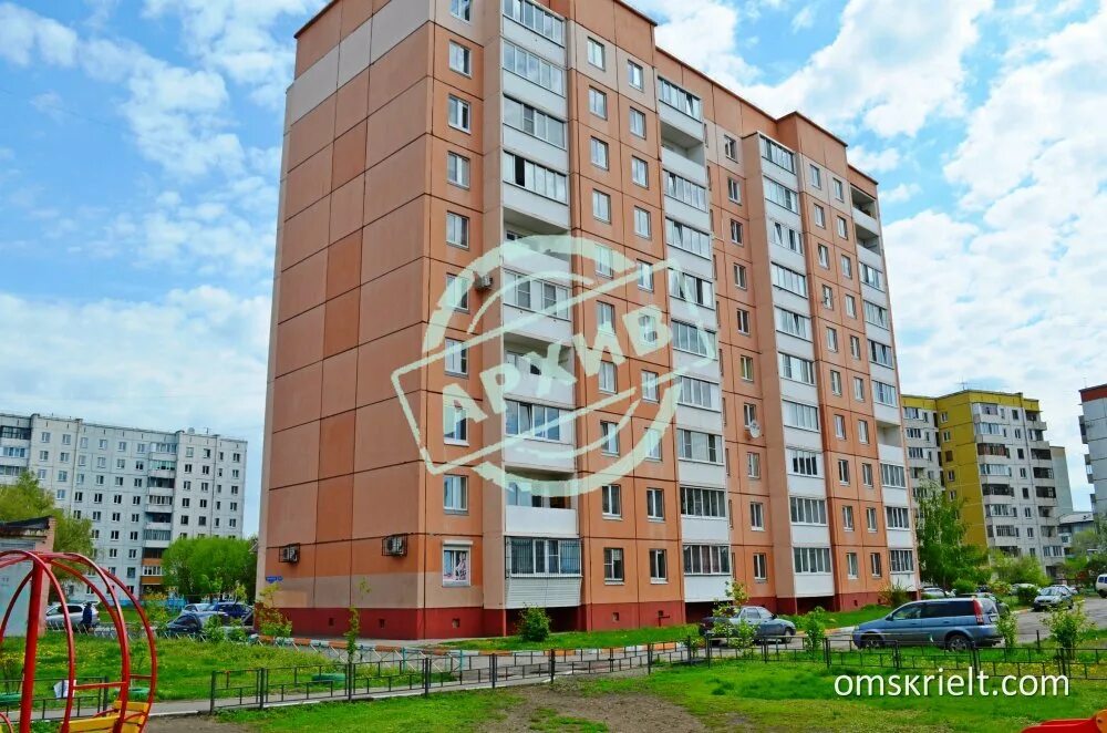 Дом омск отзывы. Дмитриева 15/3 омск. дмитриева 15/2 омск. дмитриева 15 омск. дмитриева 1 омск.