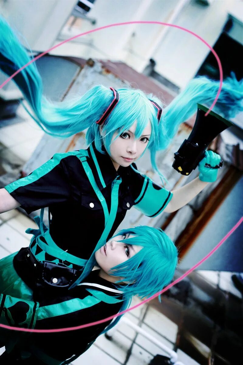 Hatsune miku cosplay. Косплеер Мику. Hatsune Miku косплей.