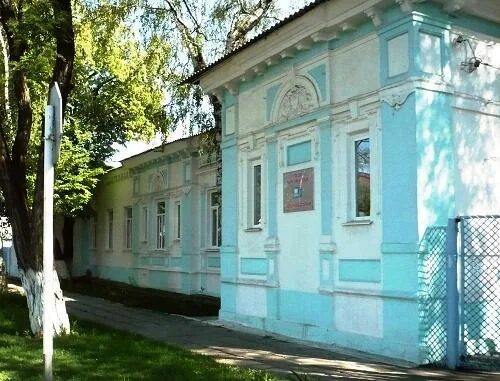 Дом олейниковых. Дом земского врача воюцкого валуйки. мед колледж валуйки. валуйский колледж медицинский колледж. валуйский колледж медицинское отделение.
