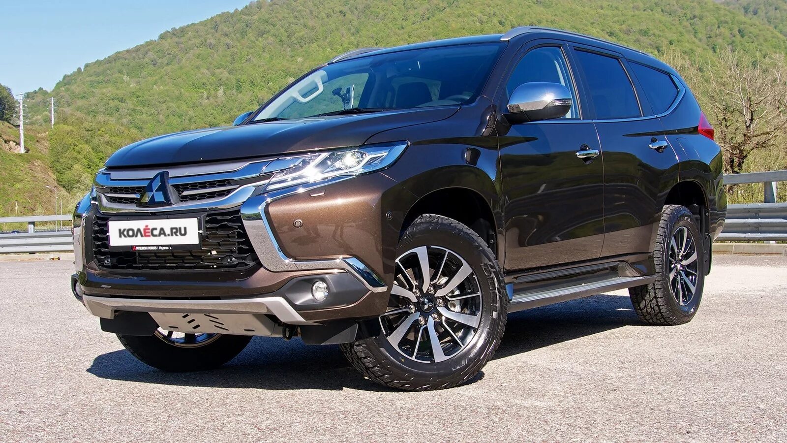 Mitsubishi pajero sport 2020. Mitsubishi Pajero Sport 2017. Pajero Sport 4. Митсубиси Паджеро спорт 3. Pajero Sport 3 Tuning.