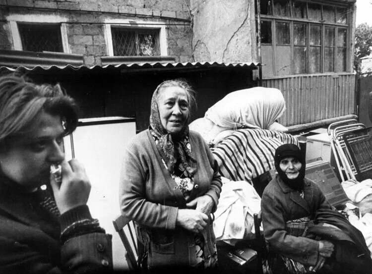 Беженцы Азербайджана 1988. Азербайджанские беженцы из Армении 1988.