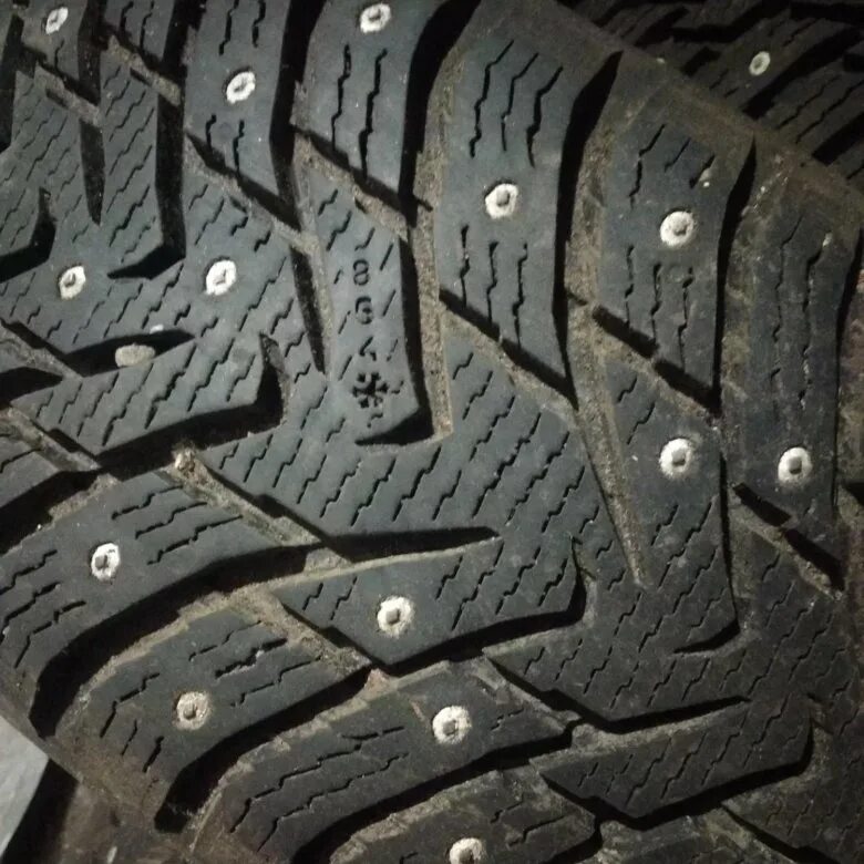 Купить нокиан 215 65 r16. Nokian Tyres Hakkapeliitta 8 SUV. Hakkapeliitta 8 SUV XL. Hakkapeliitta 8 SUV 215/65 r16 102 t. Шины Nokian Hakkapeliitta 8 SUV 102t.