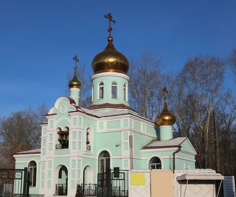 Ксении блаженной москва. Смоленское кладбище часовня ксении петербургской. Ксении блаженной москва. Часовня ксении блаженной в спб. Смоленское кладбище часовня ксении петербургской.