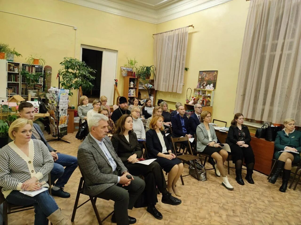 минтруд архангельской. минтруд архангельской. жители архангельска. круглый стол для родителей детей инвалидов. минтруд архангельской.