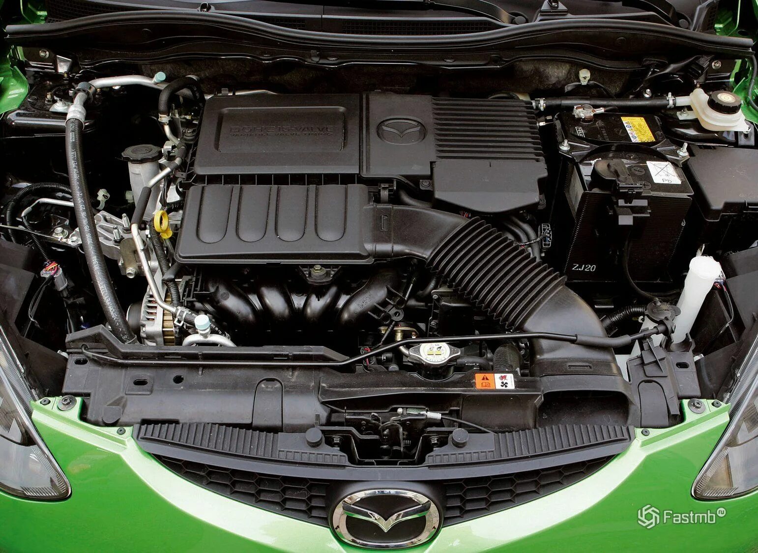 Двигатели mazda. Двигатель мазда 2. мазда 2 2008 двигатель. мазда 1.2 мотор. двигатель mazda 2.2.