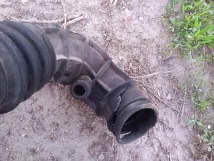 Патрубок воздушного фильтра ваз 2115