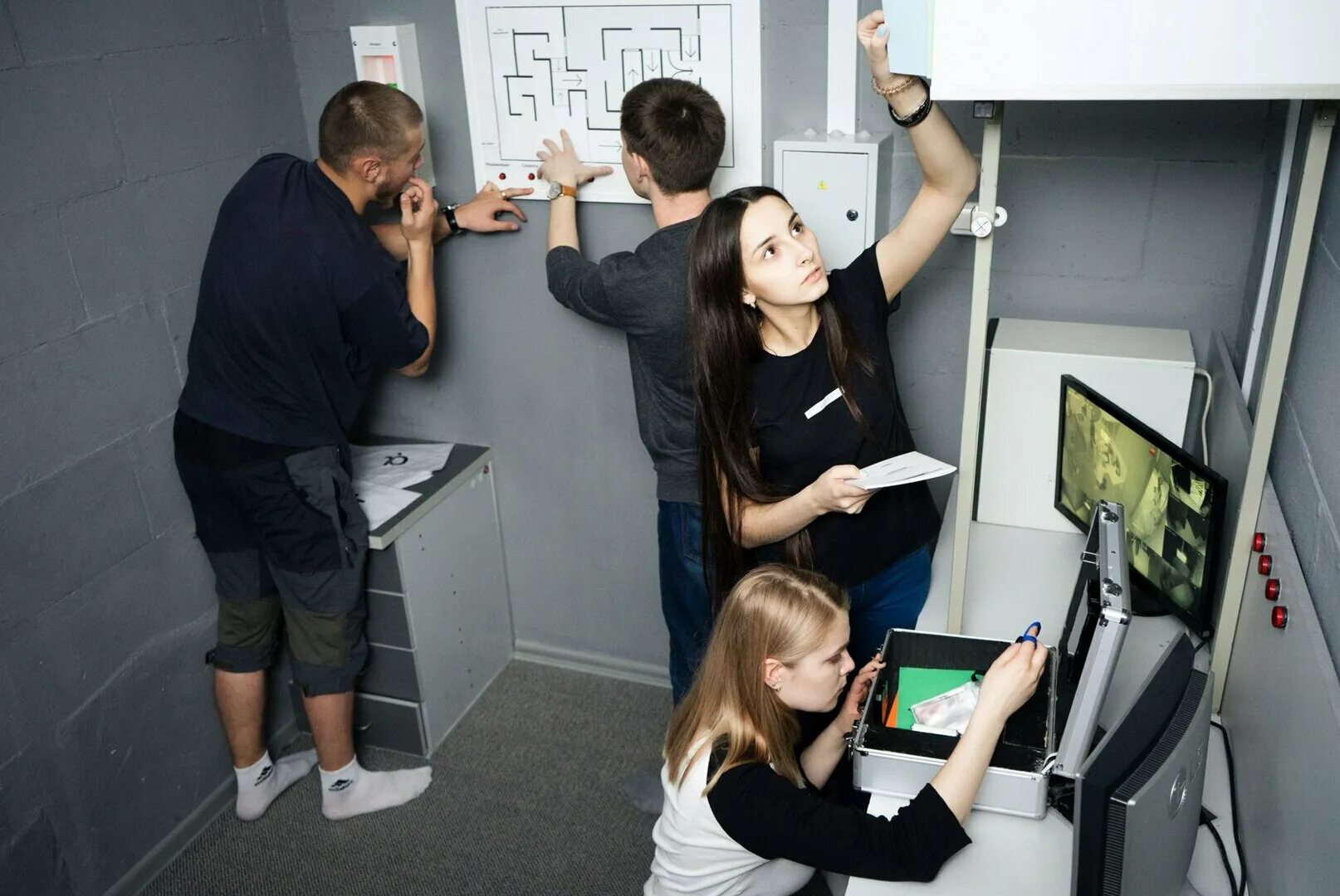 Идеи для сплочения коллектива в офисе. Игры в офисе для сотрудников. It компания. Игры в офисе для сотрудников. Квест.