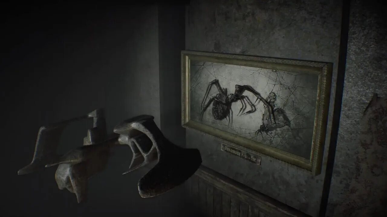 Resident evil 7 старый дом. Собачья голова в гостиной resident evil 7. resident evil 7 biohazard голова собаки. ядовитый хищник resident evil 7. магнитофон резидент эвил 7.