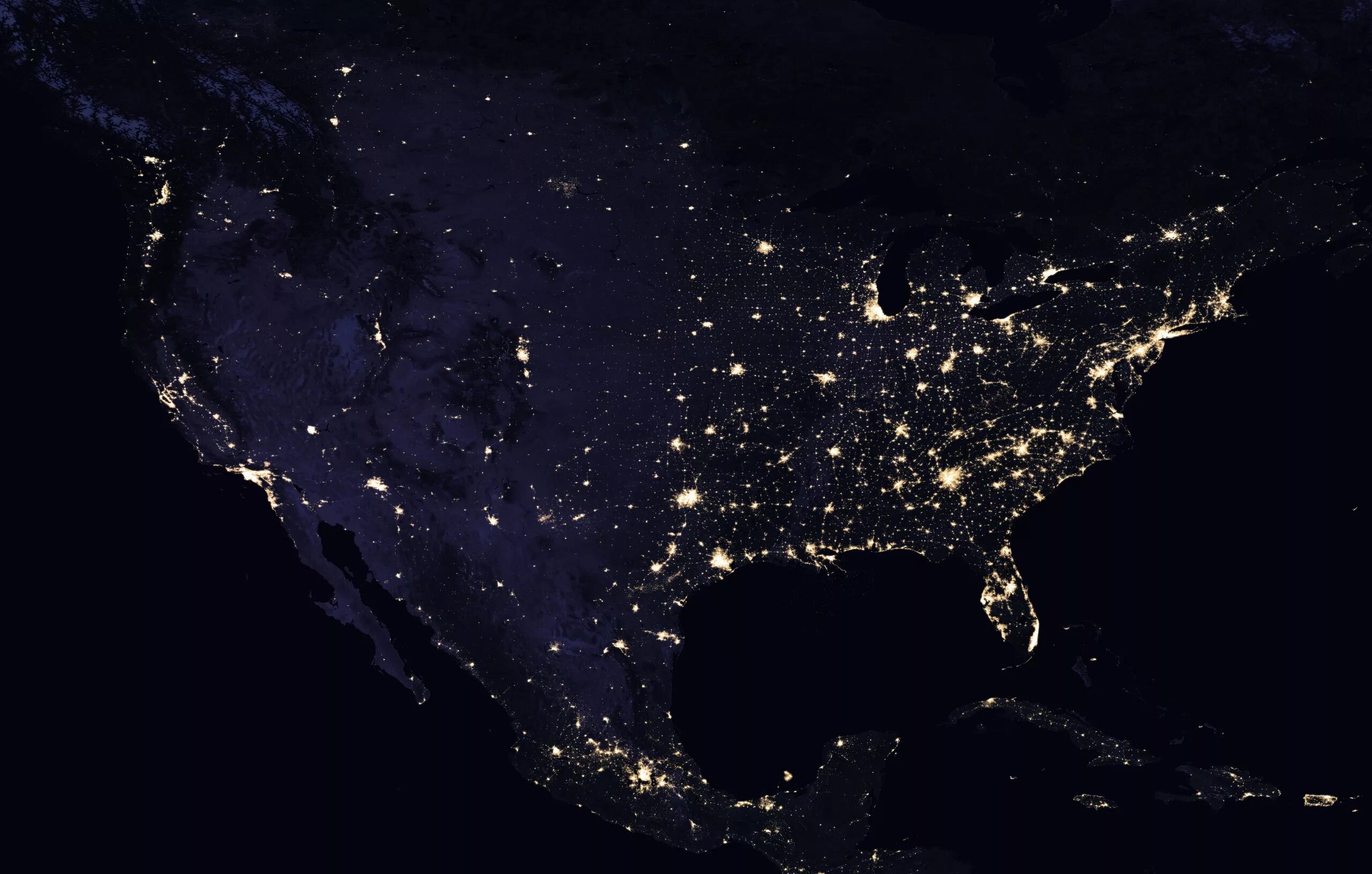 Окр мир ночью. Карта НАСА ночная земля Russia. Ночной вид из космоса. США ночью из космоса. Россия из космоса.