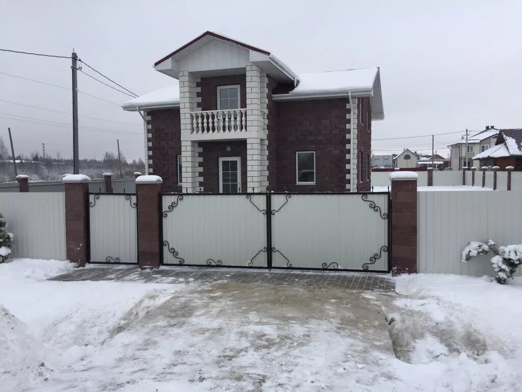 Возрождения коттеджи вологда. Щеглино вологда коттеджный поселок. Деревня марково вологодский район. Вологодские коттеджи. Недвижимость вологда.