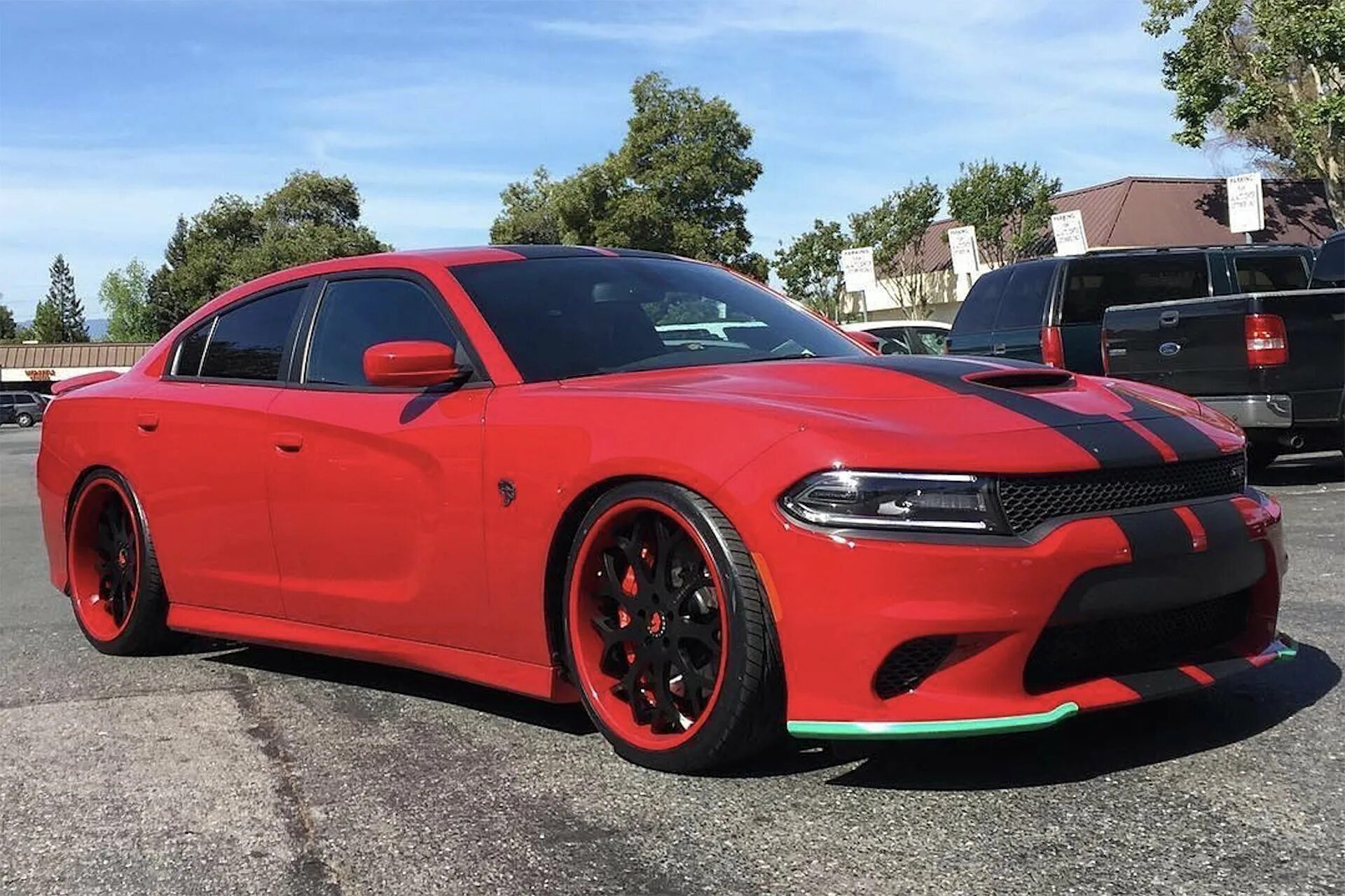 Tuning чит. Dodge Charger Hellcat. Dodge Charger srt Hellcat. Додж Чарджер Хелкат. Додж Чарджер srt Hellcat.