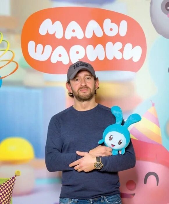 актриса озвучивающая нюшу. антон виноградов крош озвучка. малышарики хабенский озвучка. хабенский малышарики. малышарики кто озвучивает голос.