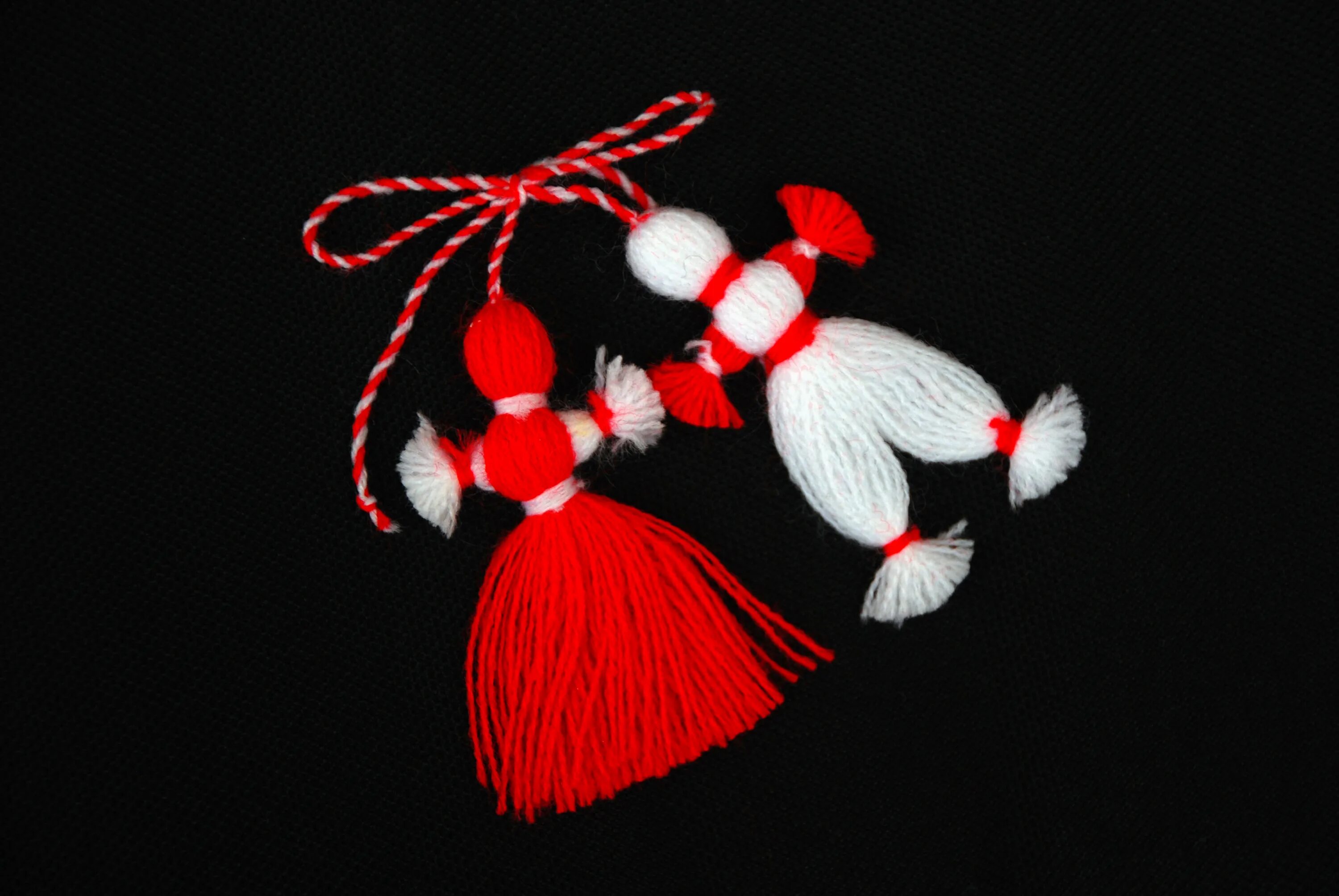 Martisor Легенда. Мэрцишор Легенда. Мэрцишор Мартиничка. Мэрцишор Румыния. Мартишор картинки