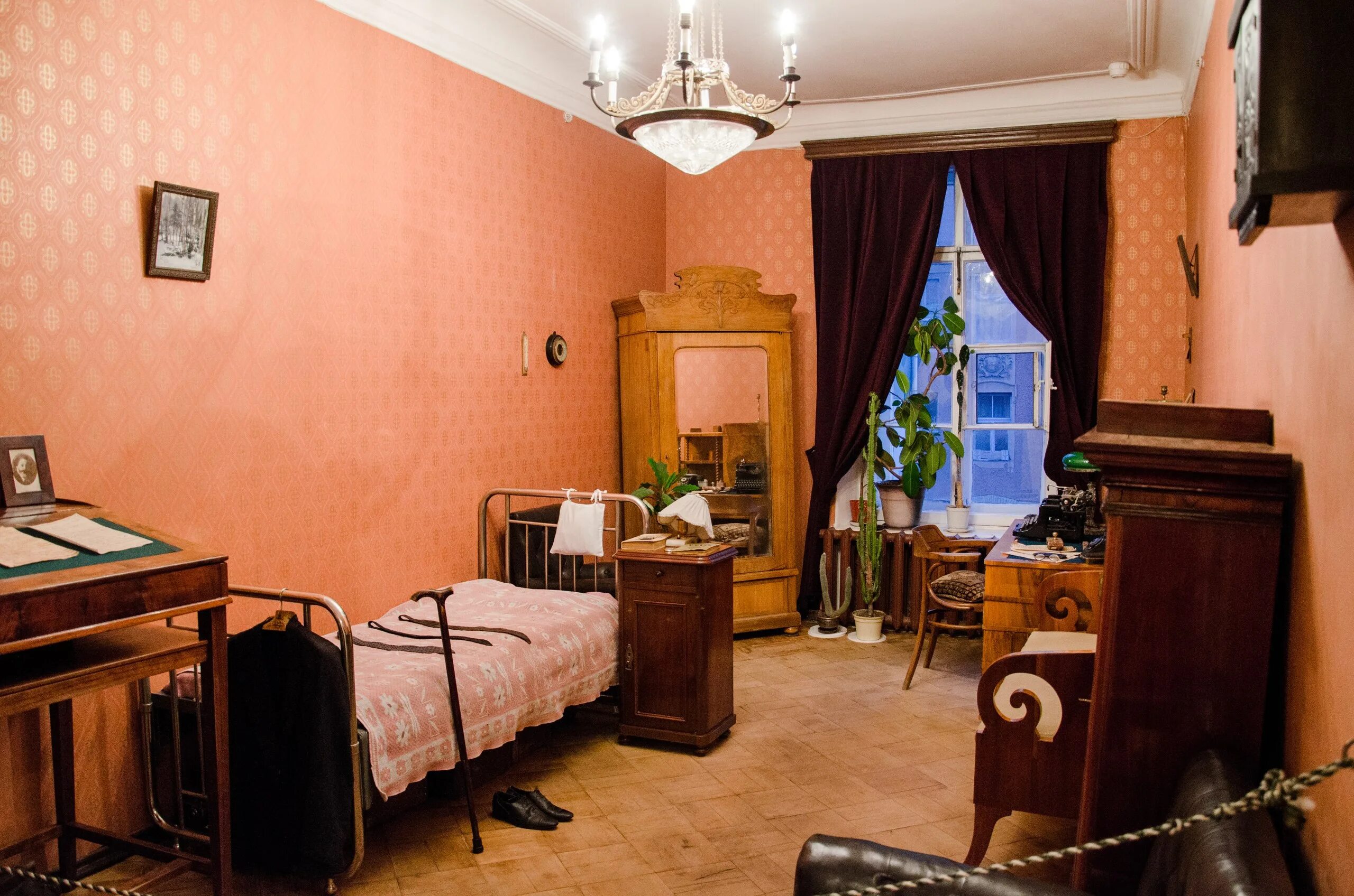 Литературный музей 20 век в санкт петербурге. Музей зощенко в санкт-петербурге. Музей зощенко спб. Литературный музей xx век санкт-петербург. Литературный музей 20 век в санкт петербурге.