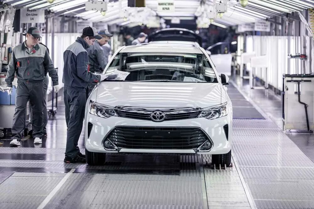 Россия япония производства. Завод Тойота в Японии. Новый Москвич 2022. Toyota Camry zavod. Toyota Camry 2023 японский завод.