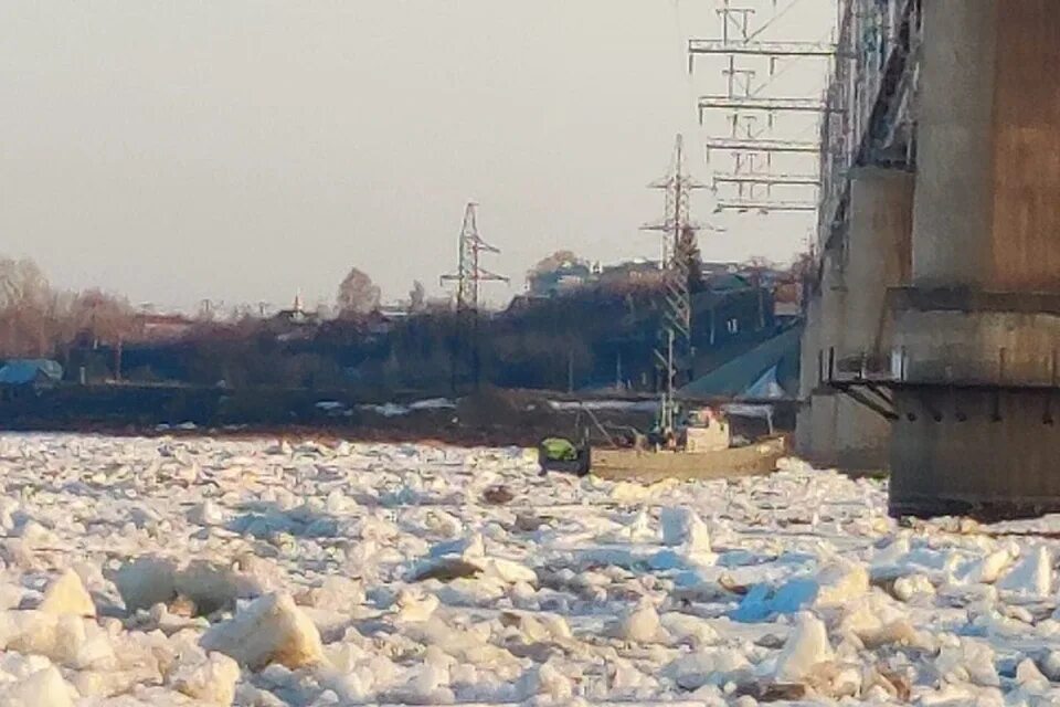 Ледоход на волге 2024. Кама ледоход 2022. Ледоход на Волге Зеленодольск. Ледоход в Казани. Ледоход на Волге 2023.