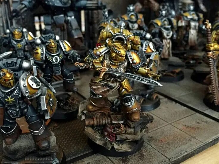 Имперские кулаки warhammer 40000. Вархаммер 40000 имперские кулаки. Имперские кулаки миниатюры. Имперские кулаки warhammer 40000. Имперские кулаки warhammer 40000 миниатюры примарис.