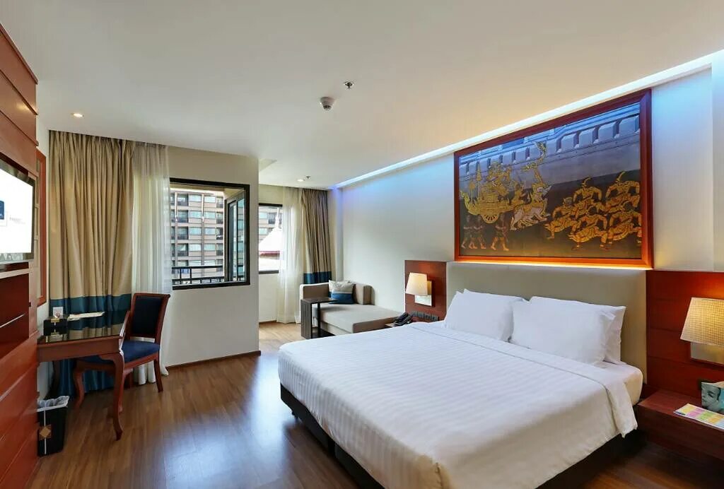 Superior room partial view