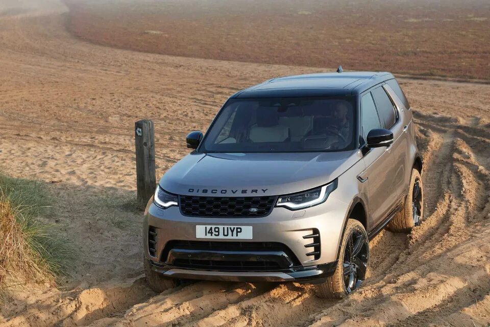 Ленд ровер дискавери 2025. Land rover discovery 5 2025. ленд ровер дискавери 5 2025. range rover discovery 2025.