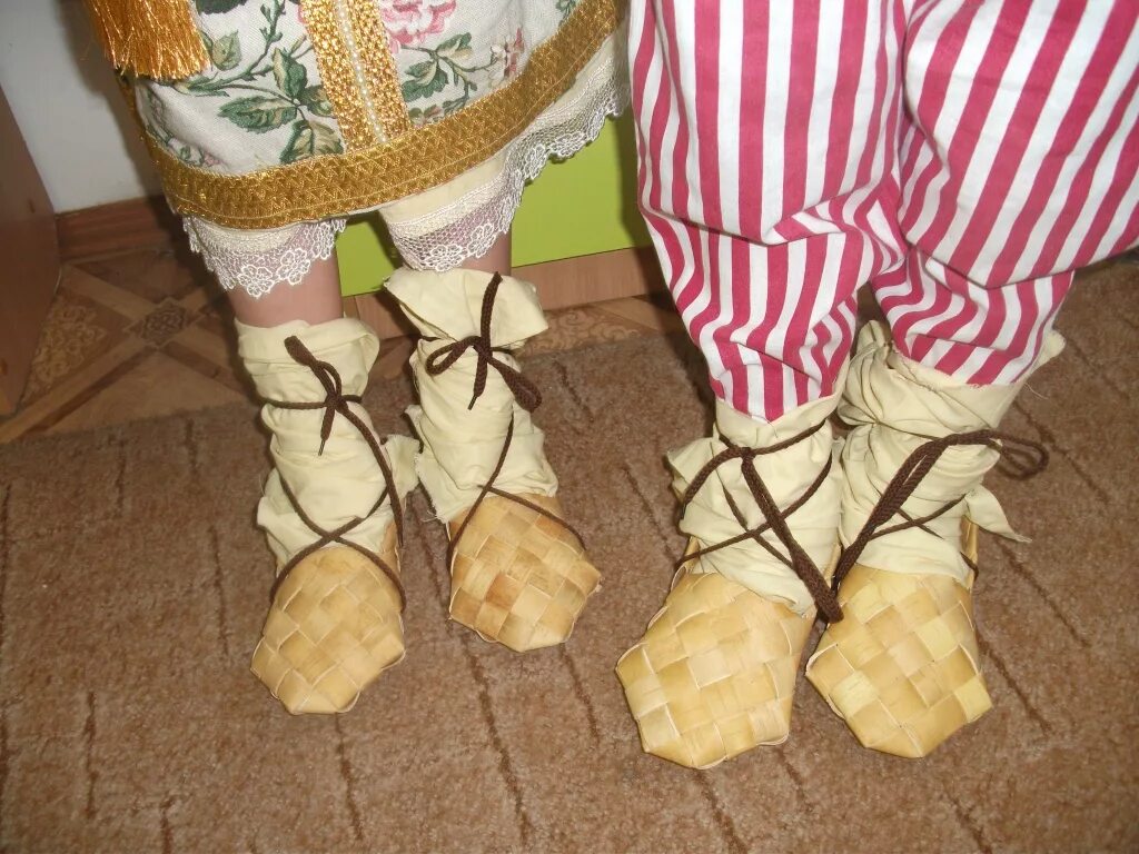 Лапоть девочка